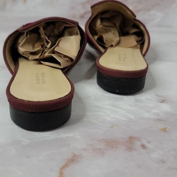 barneys New York Baroque Velvet Mules Wine - Picture 12 of 12